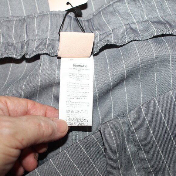 Forever 21 Plus WIde Leg Grey Pinstriped Pants Size 4X NWT - Picture 12 of 12